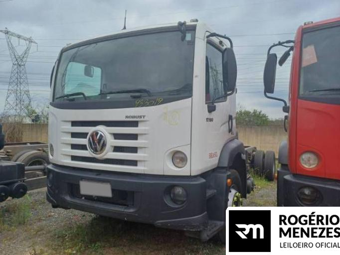 VOLKSWAGEN CONSTELLATION 22/23