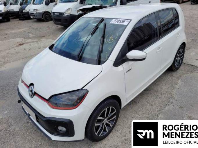 VOLKSWAGEN UP 17/18