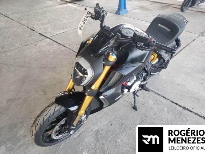 DUCATI DIAVEL 20/20